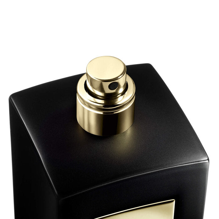 Oud Royal – Flacon Armani Privé au bois de oud noble et intense, disponible chez Parfumerie Passion au meilleur prix | Livraison rapide partout au Maroc