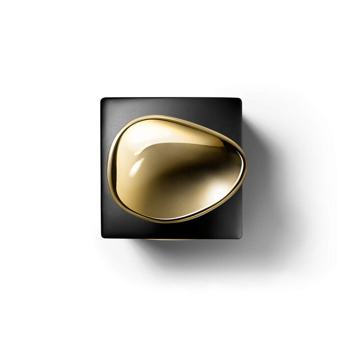 Armani Privé Bois d’Encens – Fragrance solennelle et raffinée, disponible chez Parfumerie Passion au meilleur prix | Livraison rapide partout au Maroc