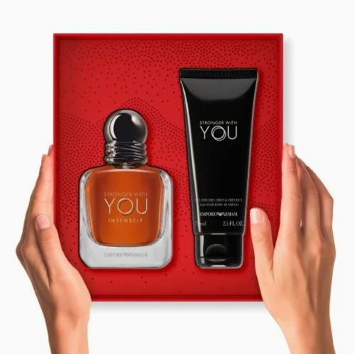 Armani Coffret Stronger With You – Parfum boisé gourmand masculin, disponible chez Parfumerie Passion au meilleur prix | Livraison rapide partout au Maroc