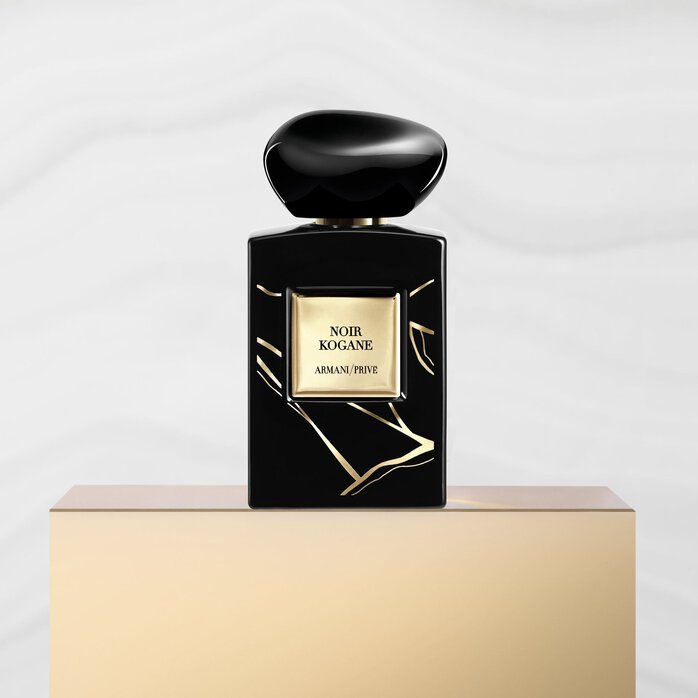 Armani Privé Noir Kogane – Parfum oud cuiré de prestige, disponible chez Parfumerie Passion au meilleur prix | Livraison rapide partout au Maroc