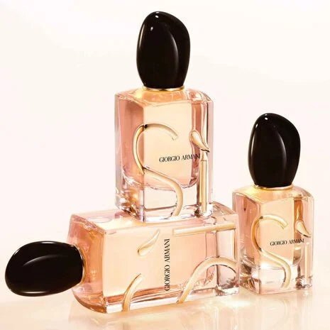 Flacon Armani Sì – Parfum féminin au cassis et vanille ambrée, disponible chez Parfumerie Passion au meilleur prix | Livraison rapide partout au Maroc