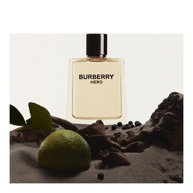 Flacon Burberry Hero – Parfum dynamique et élégant pour homme, disponible chez Parfumerie Passion au meilleur prix | Livraison rapide partout au Maroc