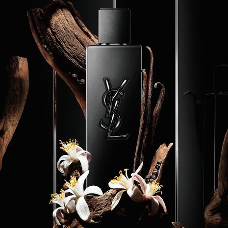 MYSLF Le Parfum – Parfum homme intense et boisé signé YSL, disponible chez Parfumerie Passion au meilleur prix | Livraison rapide partout au Maroc