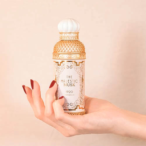 Eau de parfum The Majestic Musk – Parfum mixte délicat et lumineux, disponible chez Parfumerie Passion au meilleur prix | Livraison rapide partout au Maroc