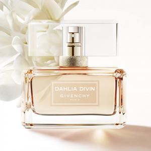 GIVENCHY DAHLIA DIVIN EAU DE PARFUM NUDE