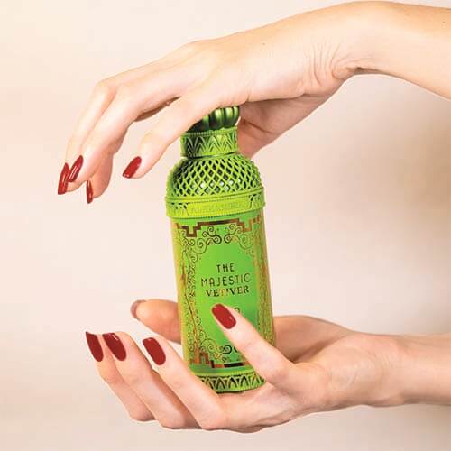 Alexandre J Majestic Vetiver – Élégance épicée au vétiver pur, disponible chez Parfumerie Passion au meilleur prix | Livraison rapide partout au Maroc