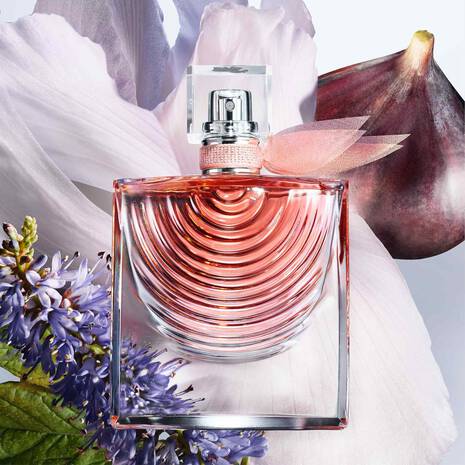 Lancôme Iris Absolu – Flacon élégant au cœur d’iris et jasmin, disponible chez Parfumerie Passion au meilleur prix | Livraison rapide partout au Maroc