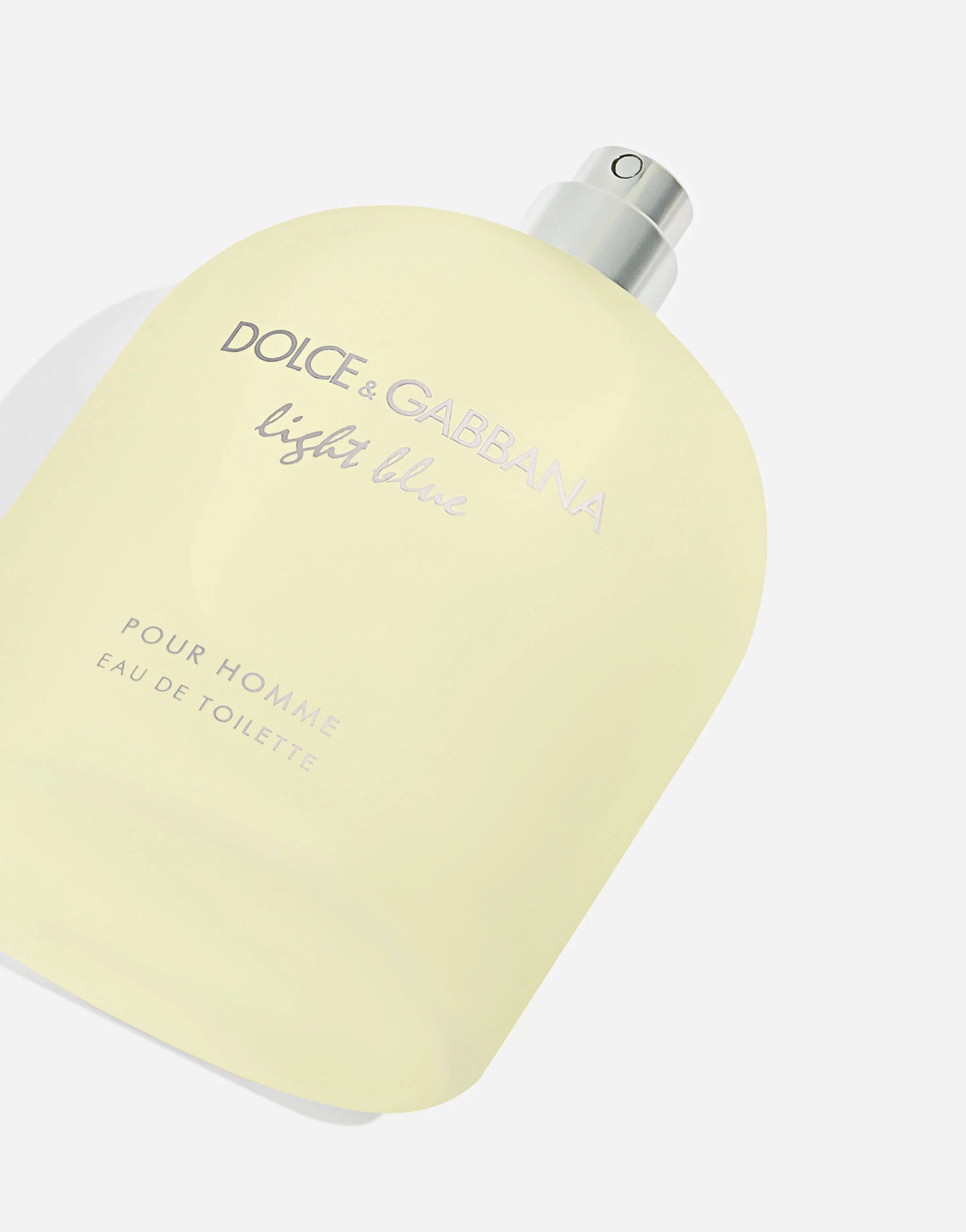 Flacon Light Blue Homme – Parfum estival et dynamique, disponible chez Parfumerie Passion au meilleur prix | Livraison rapide partout au Maroc