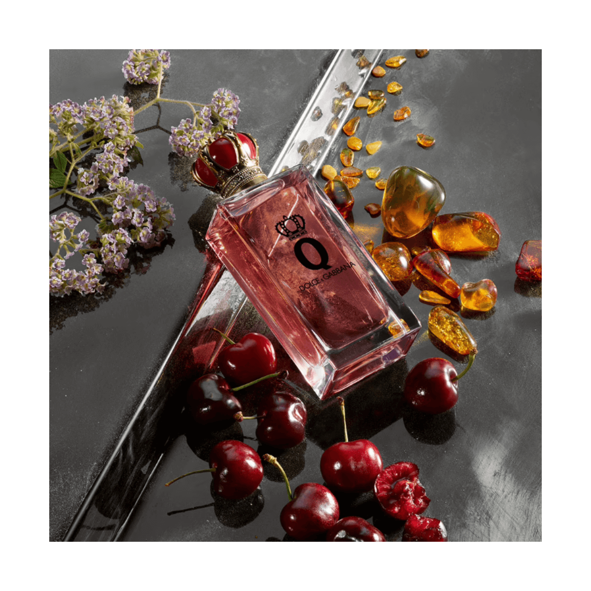 Dolce & Gabbana Q – Eau de Parfum Intense audacieuse et élégante, disponible chez Parfumerie Passion au meilleur prix | Livraison rapide partout au Maroc