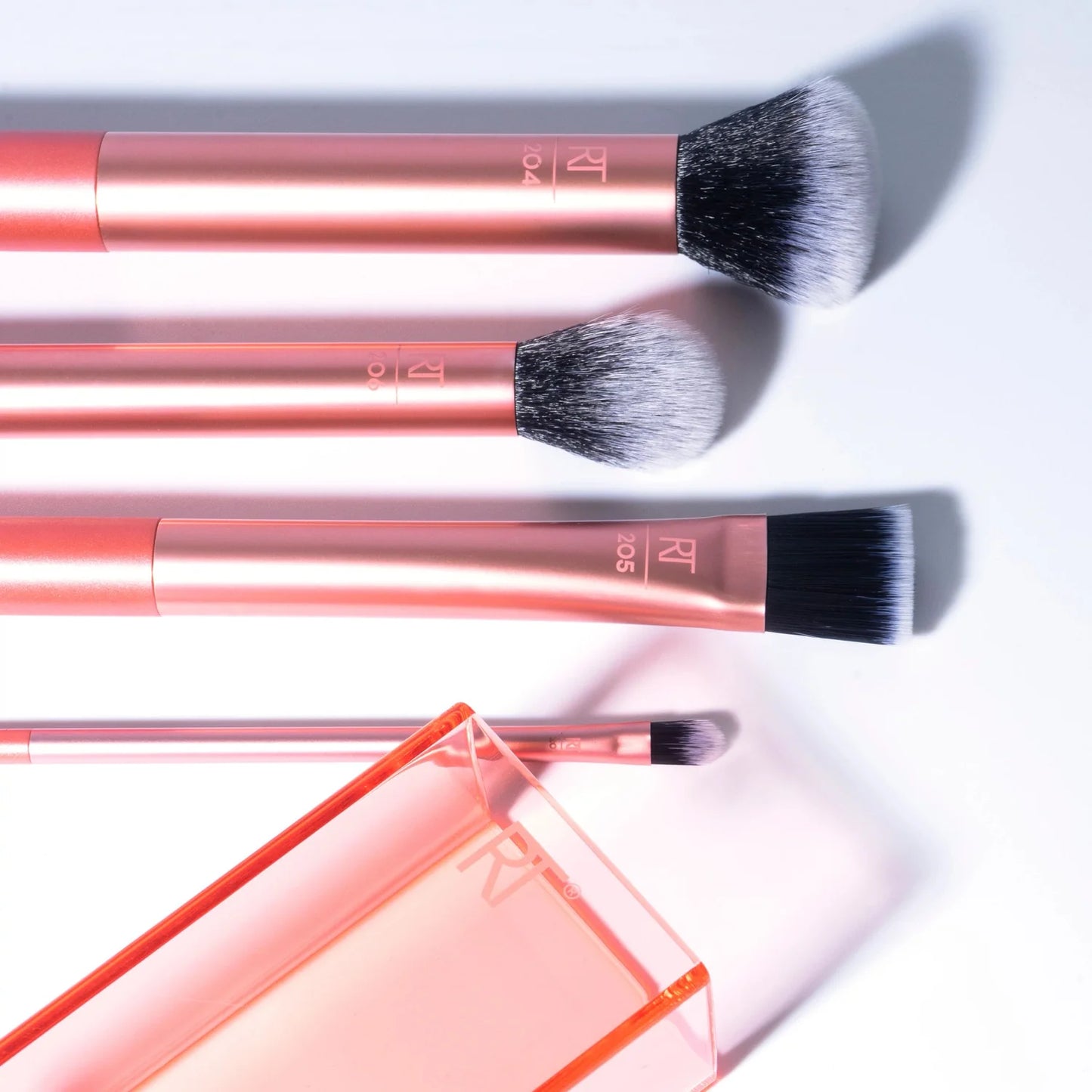 FLAWLESS BASE MAKEUP BRUSH SET